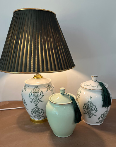 آباژور رومیزی سرامیکی به همراه گلدان ست و جینجر جار کوچک