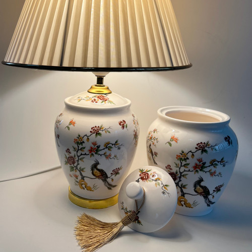 آباژور رومیزی سرامیکی به همراه ست گلدان درب دار طرح سیمرغ